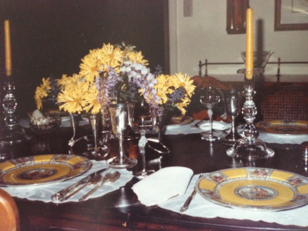 One of my mother's numerous table settings!